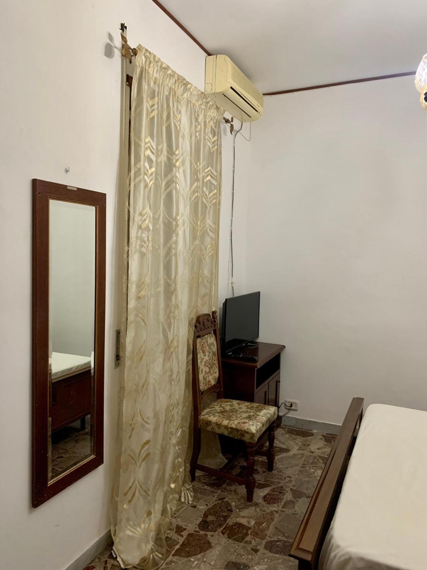 Apartamento La Casa Di Amina Roma Exterior foto
